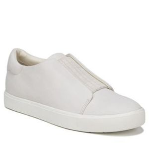 Vince Cantara Slip On Sneakers Size 9